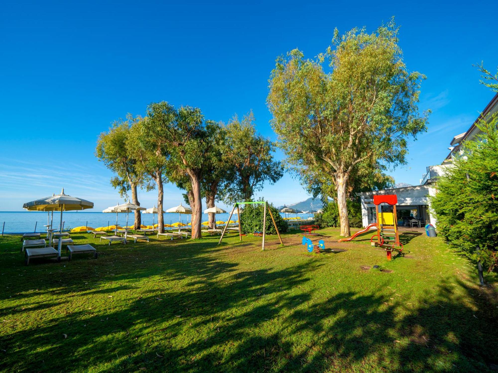 Hotel Eden Park Cilento Ispani Bagian luar foto