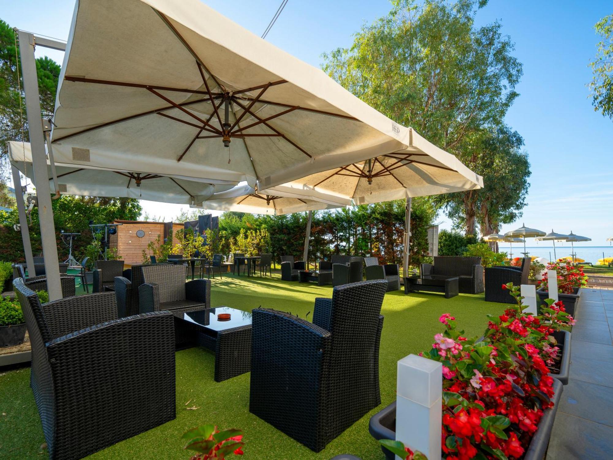 Hotel Eden Park Cilento Ispani Bagian luar foto