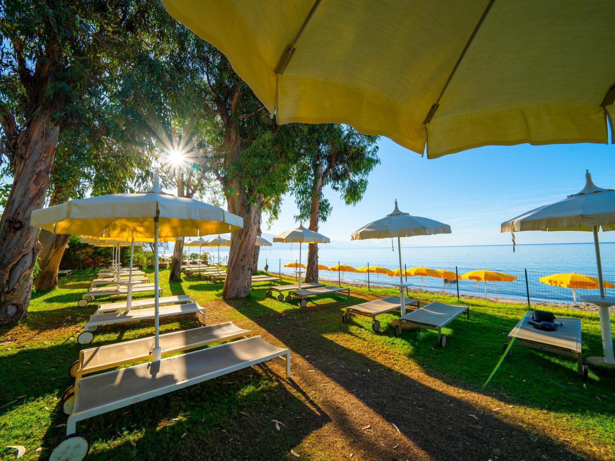Hotel Eden Park Cilento Ispani Bagian luar foto